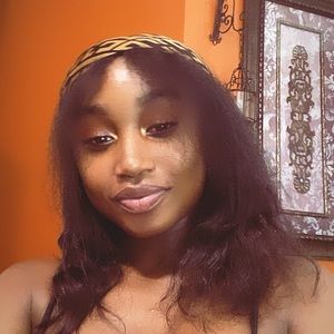 Meet your Posher, Ashlyn